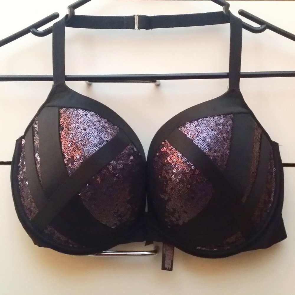 Victoria's Secret Very Sexy PushUp Halter Bra 38DD